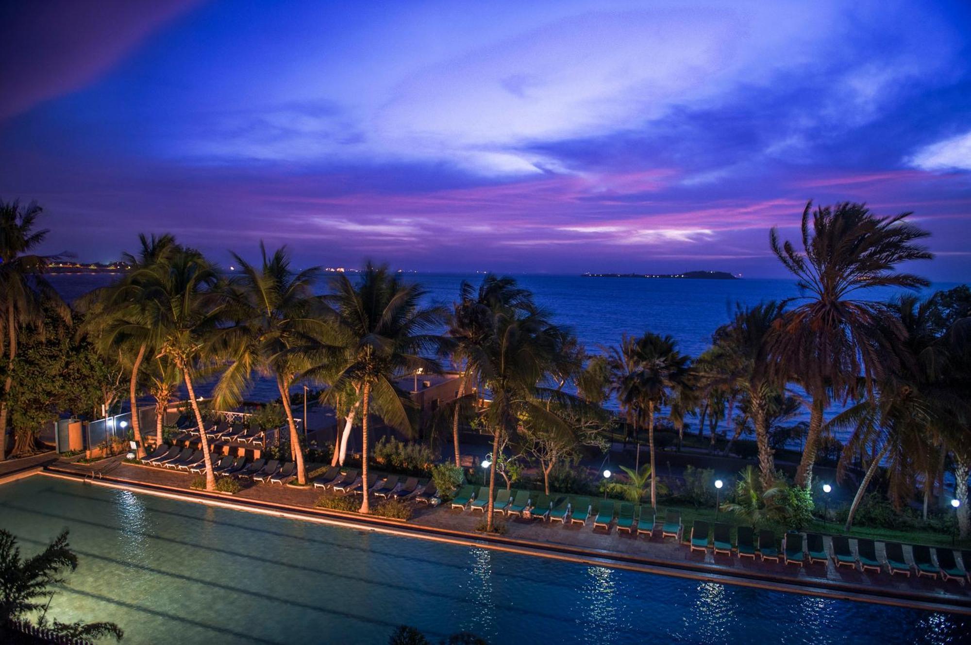 Hotel Jardin Savana Dakar Esterno foto